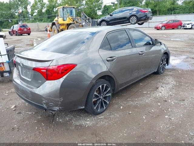 2018 TOYOTA COROLLA SE 4