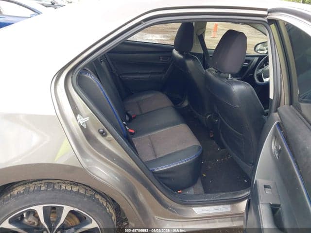 2018 TOYOTA COROLLA SE 8