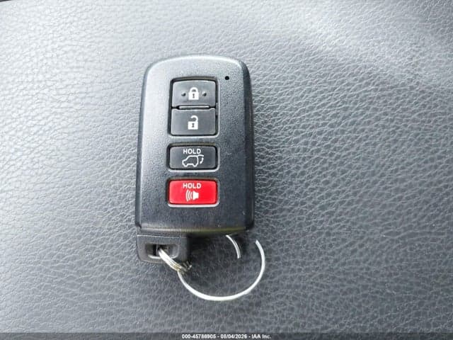 2018 TOYOTA HIGHLANDER HYBRID LIMITED 11