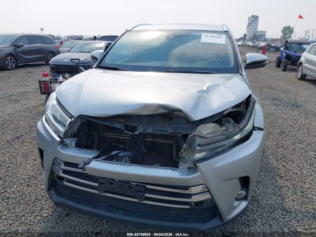 2018 TOYOTA HIGHLANDER HYBRID LIMITED 6
