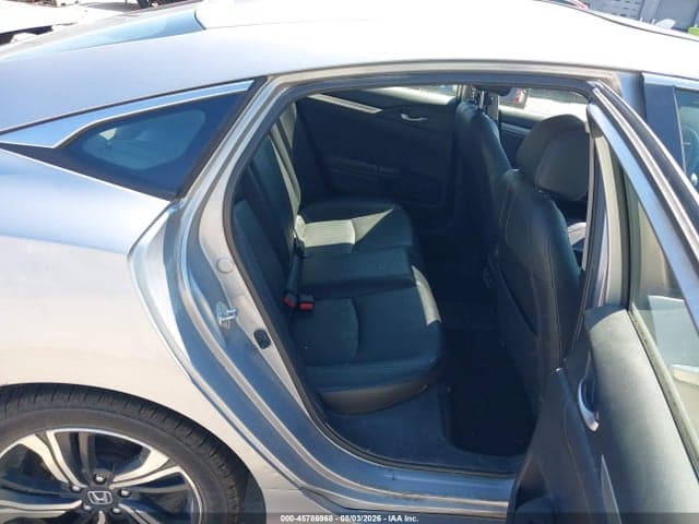 2018 HONDA CIVIC TOURING 8
