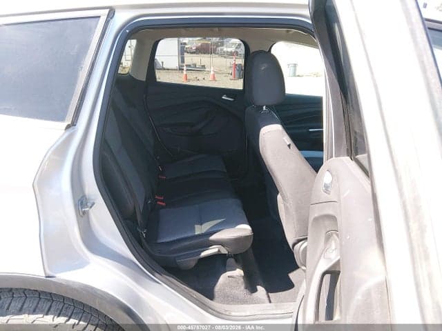 2017 FORD ESCAPE SE 8