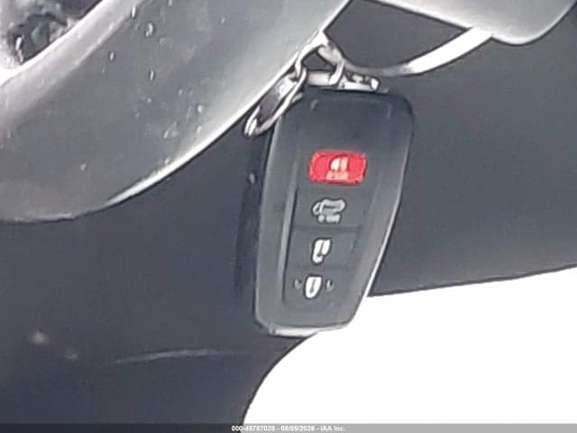 2020 TOYOTA RAV4 HYBRID XLE 11