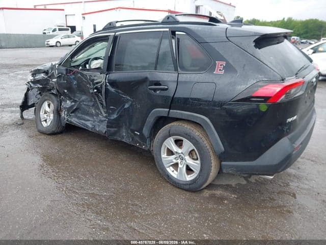 2020 TOYOTA RAV4 HYBRID XLE 3