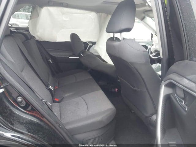 2020 TOYOTA RAV4 HYBRID XLE 8