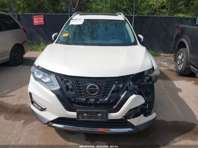 2018 NISSAN ROGUE SL 11