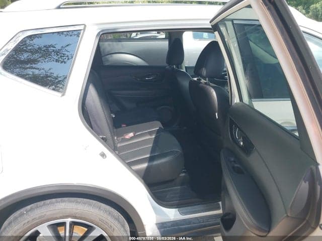 2018 NISSAN ROGUE SL 8