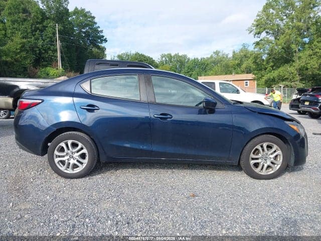 2017 TOYOTA YARIS IA 14