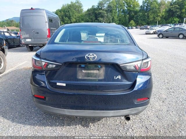 2017 TOYOTA YARIS IA 17