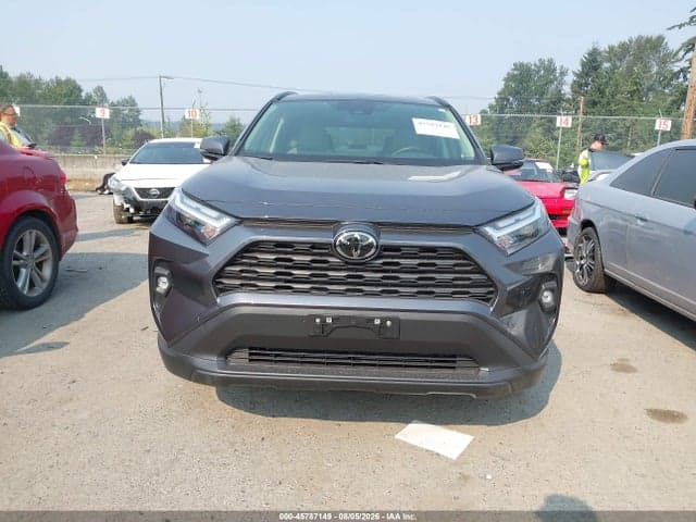 2025 TOYOTA RAV4 HYBRID XLE PREMIUM 13