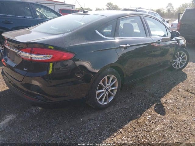 2017 FORD FUSION SE 4