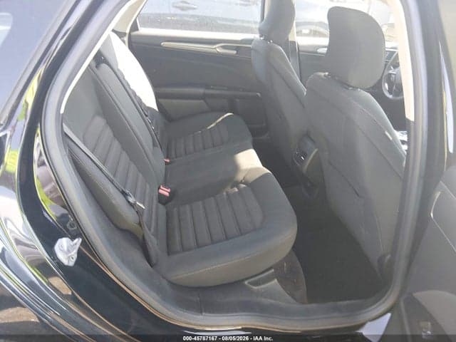 2017 FORD FUSION SE 8