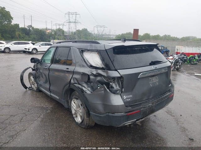 2022 FORD EXPLORER XLT 3