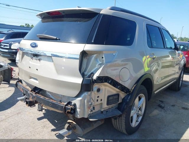 2017 FORD EXPLORER XLT 4
