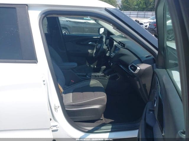 2021 CHEVROLET TRAILBLAZER AWD LS 5