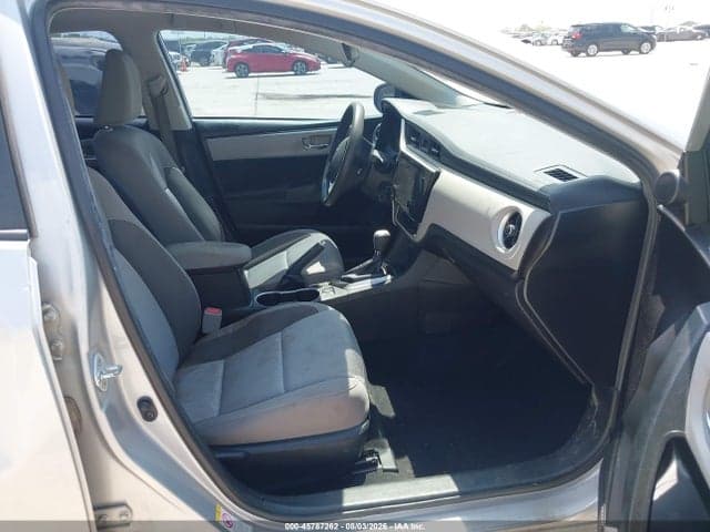 2017 TOYOTA COROLLA LE 5