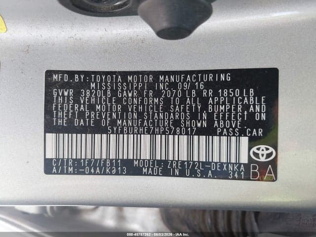 2017 TOYOTA COROLLA LE 9