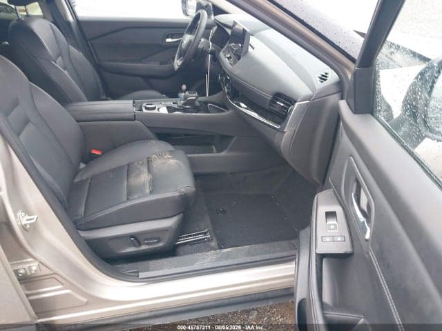 2025 NISSAN ROGUE SL INTELLIGENT AWD 5