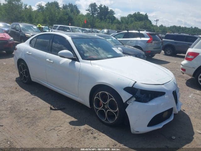 2020 ALFA ROMEO GIULIA TI SPORT AWD 1