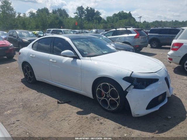 2020 ALFA ROMEO GIULIA TI SPORT AWD 14