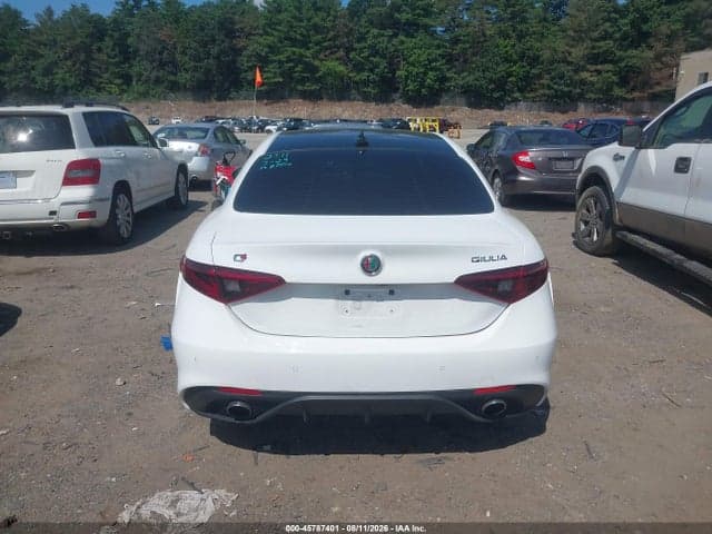 2020 ALFA ROMEO GIULIA TI SPORT AWD 17