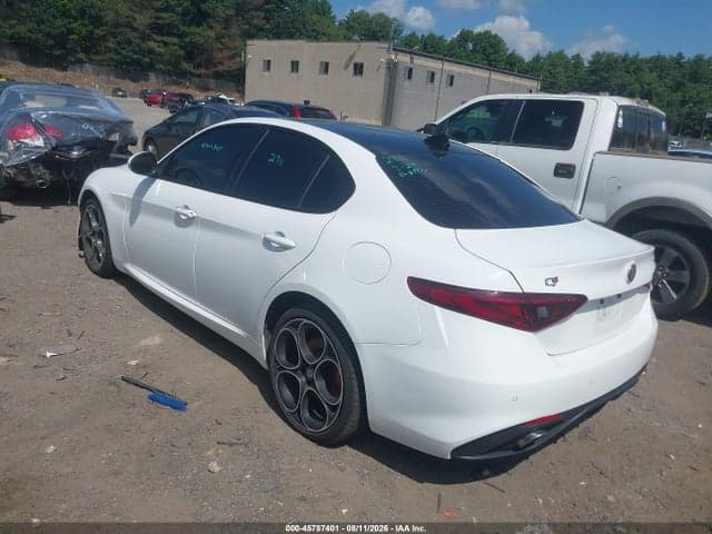 2020 ALFA ROMEO GIULIA TI SPORT AWD 3