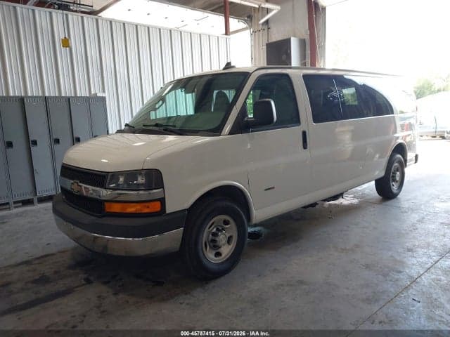 2017 CHEVROLET EXPRESS 3500 LT 2