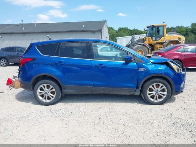 2019 FORD ESCAPE SE 13