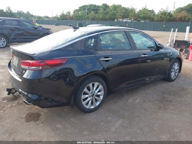 2018 KIA OPTIMA S 4