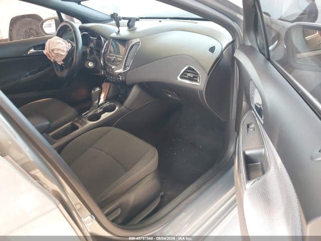 2018 CHEVROLET CRUZE LT AUTO 5