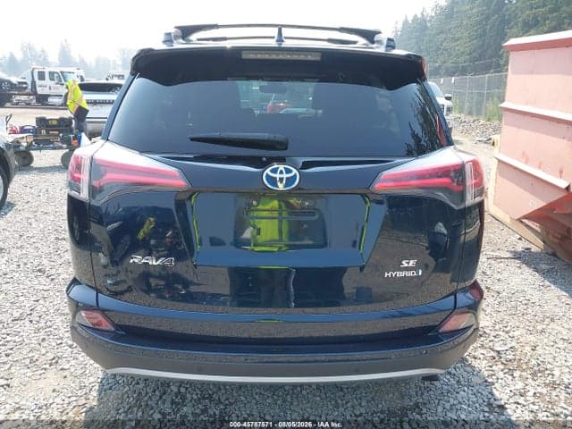 2018 TOYOTA RAV4 HYBRID SE 17