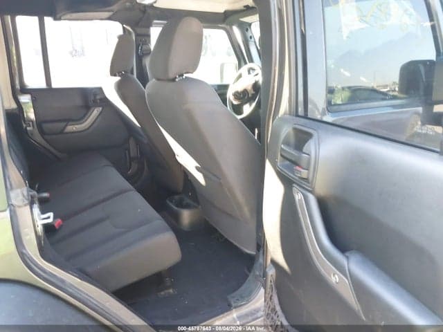 2017 JEEP WRANGLER UNLIMITED SPORT 8