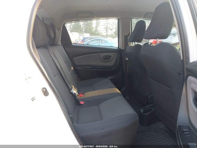 2017 TOYOTA YARIS L 8