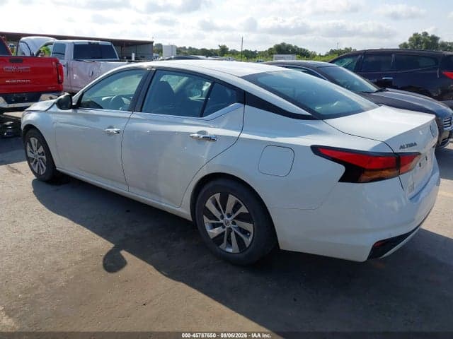 2024 NISSAN ALTIMA S FWD 3