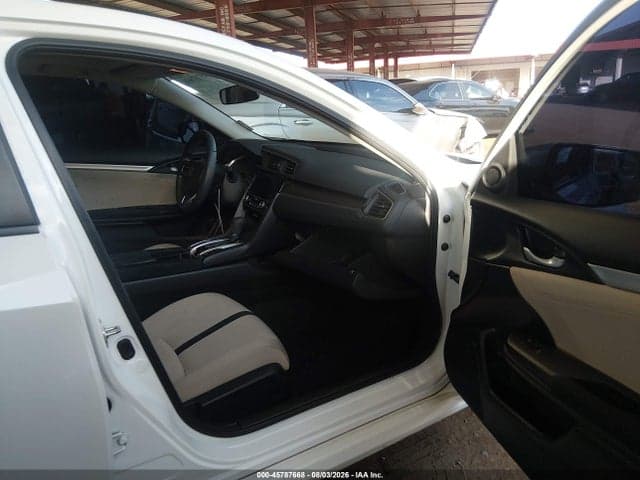 2018 HONDA CIVIC EX 5