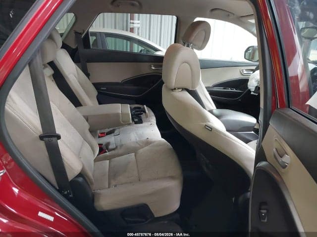 2017 HYUNDAI SANTA FE SE 8