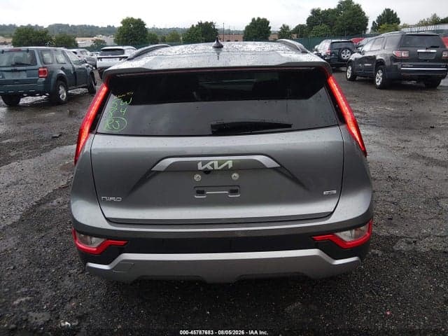 2025 KIA NIRO LX 16