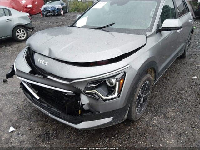 2025 KIA NIRO LX 18