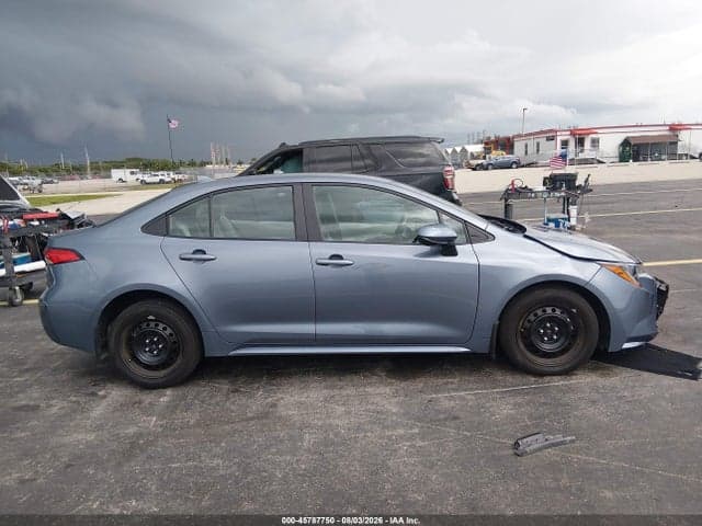2025 TOYOTA COROLLA LE 13