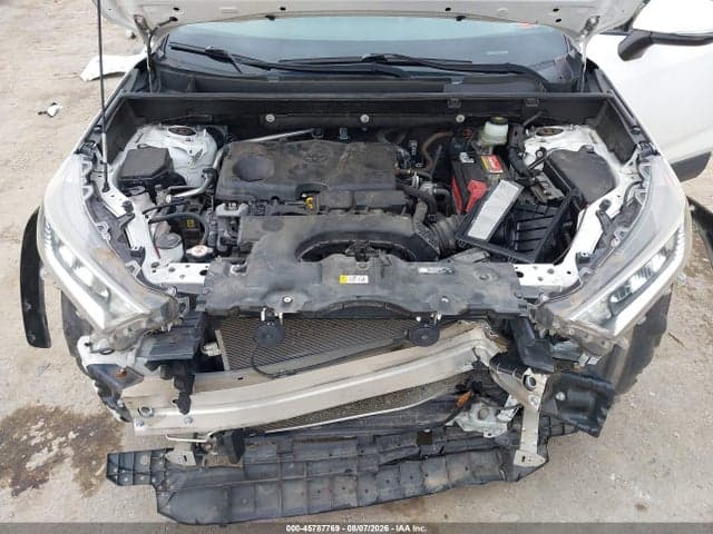 2019 TOYOTA RAV4 XLE 10
