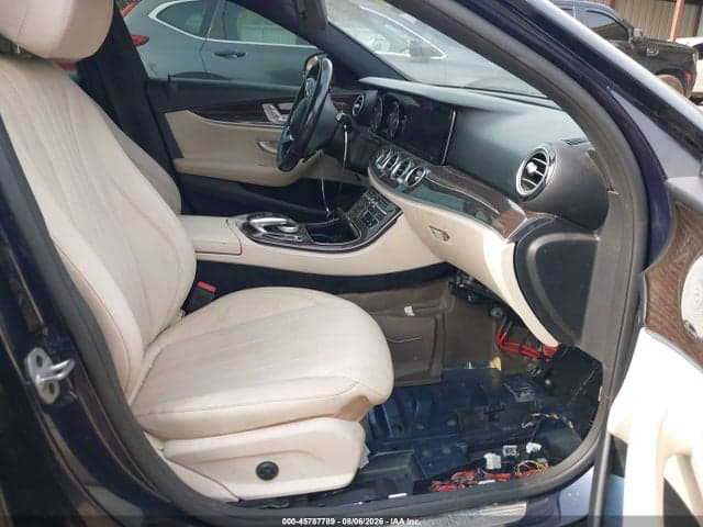 2019 MERCEDES-BENZ E 300 4MATIC 5