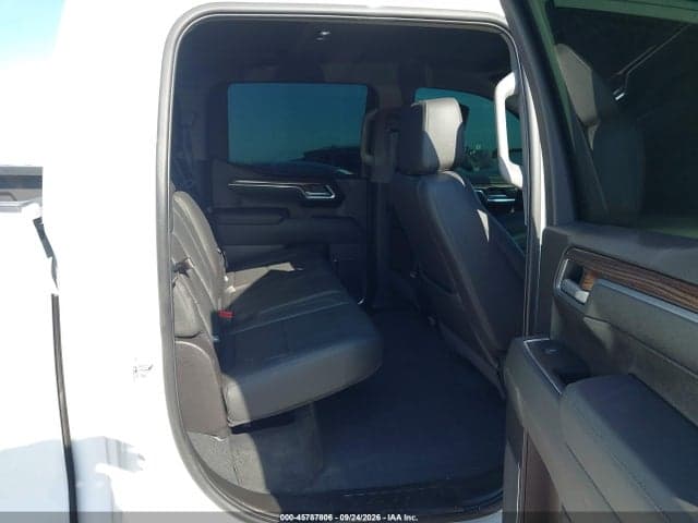 2026 CHEVROLET SILVERADO 1500 8