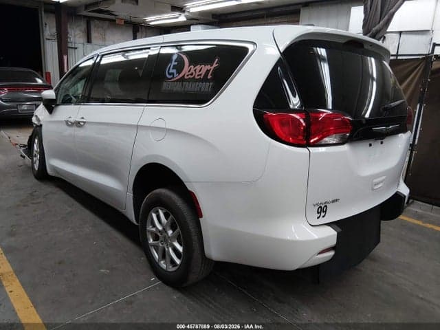 2023 CHRYSLER VOYAGER LX 3
