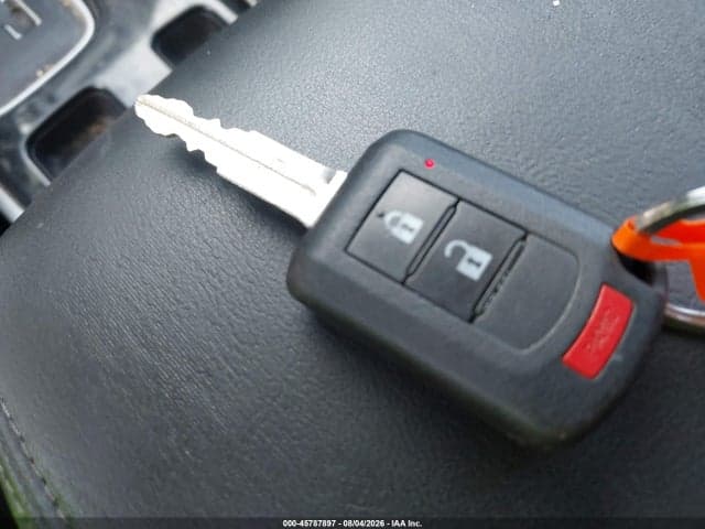 2019 MITSUBISHI OUTLANDER ES 11