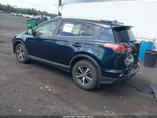 2018 TOYOTA RAV4 XLE 3