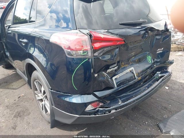 2018 TOYOTA RAV4 XLE 6