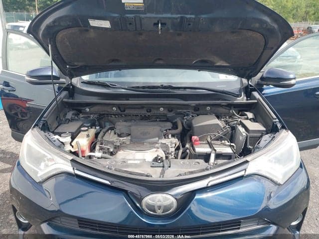 2018 TOYOTA RAV4 XLE 10