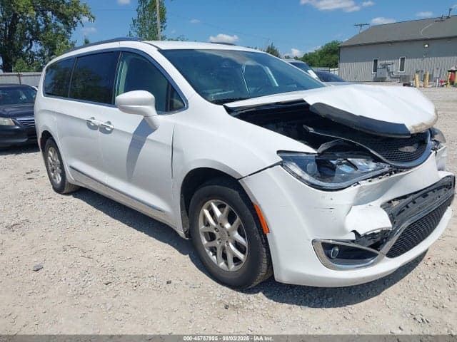 2020 CHRYSLER PACIFICA TOURING L 1