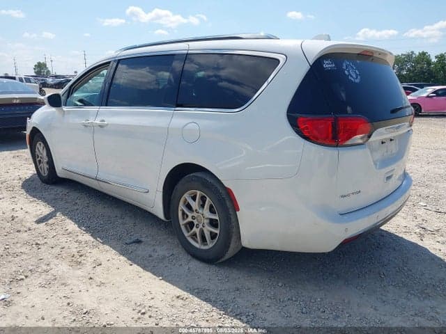 2020 CHRYSLER PACIFICA TOURING L 3