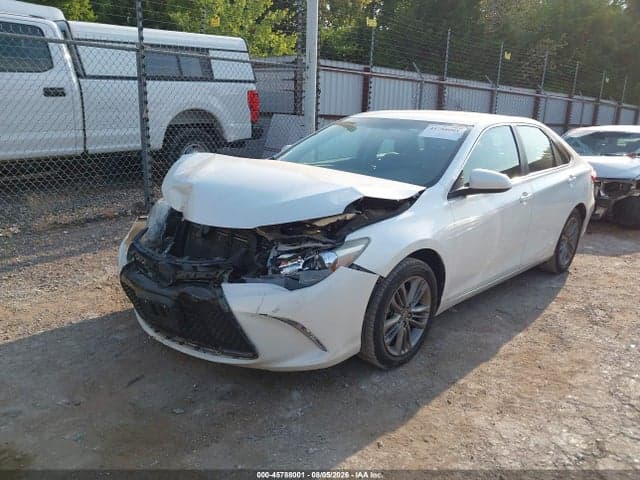 2017 TOYOTA CAMRY SE 2